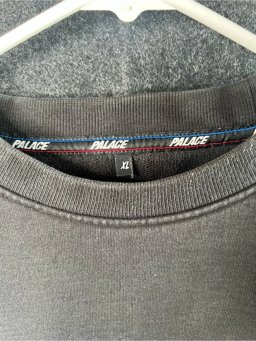 Palace‎ Skateboards Basically A Crew Black Sweatshirt Men’s Size XL Streetwear